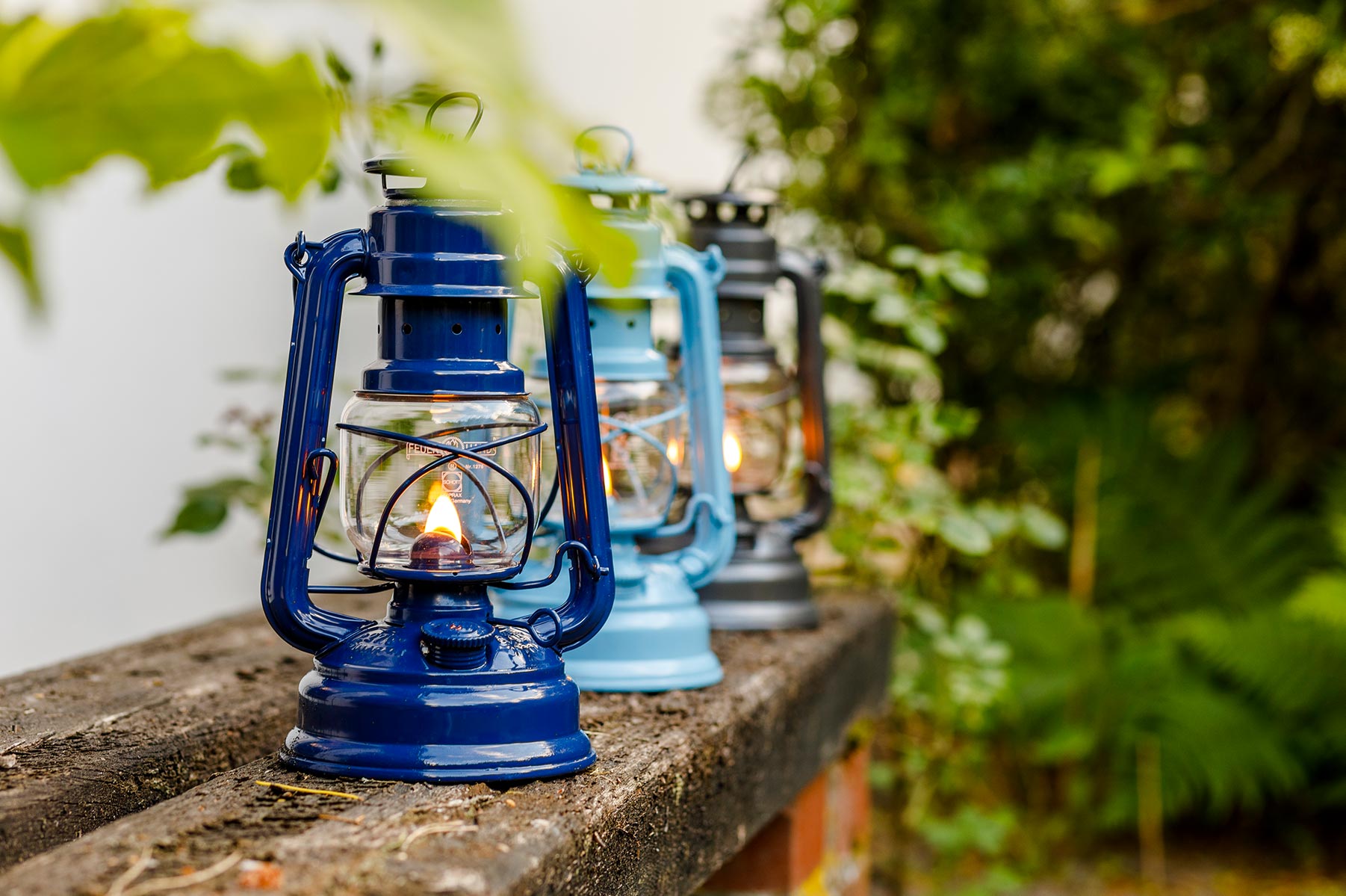 Feuerhand Storm Lantern 276, Cobalt Blue