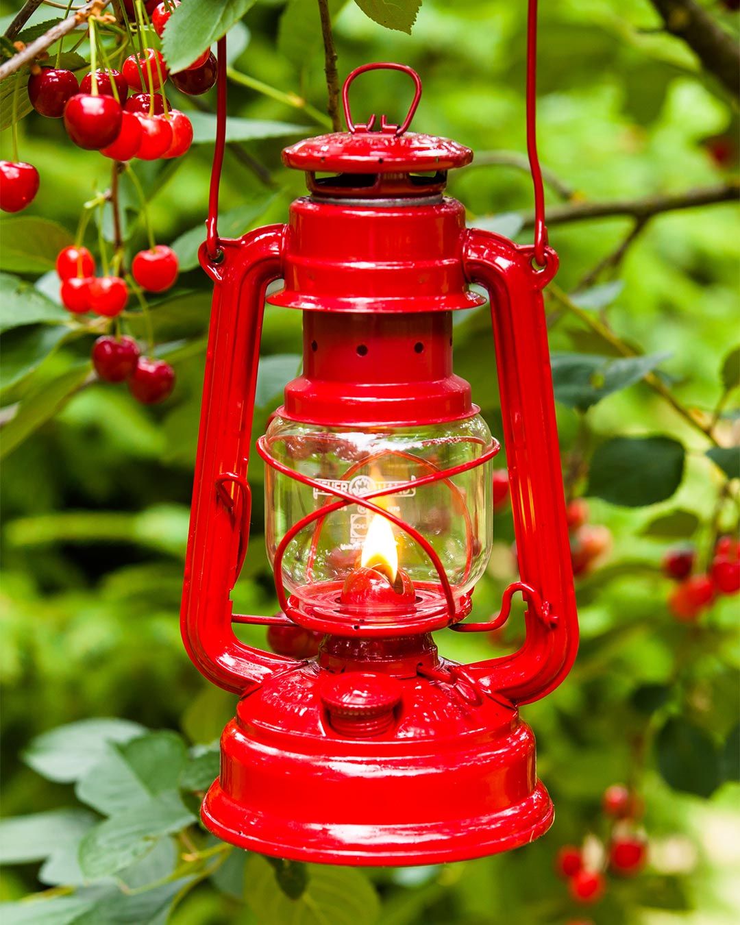 Feuerhand storm lantern 276 ruby red